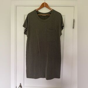 Magnolia Boutique green ribbed t shirt dress